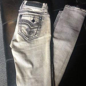 Distressed dark wash, rock revival. Size 25